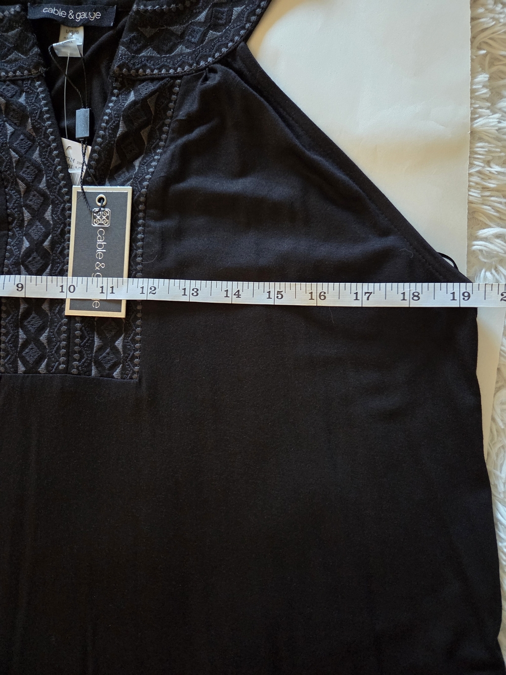 Cable & Gauge Black Embroidered Neckline Sleeveless Top, sz L - Picture 6 of 7